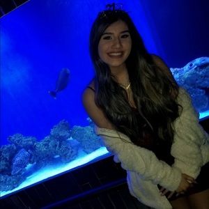 Meet your Posher, Sienna